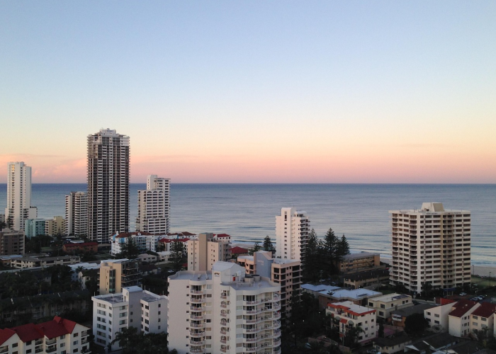 🟡 美国新冠病毒感染病例超82万,美国新冠病毒感染人数最新数据