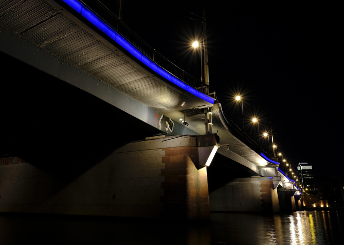 美国新冠疫情最新消息最新数据(美国新冠疫情最新消息)