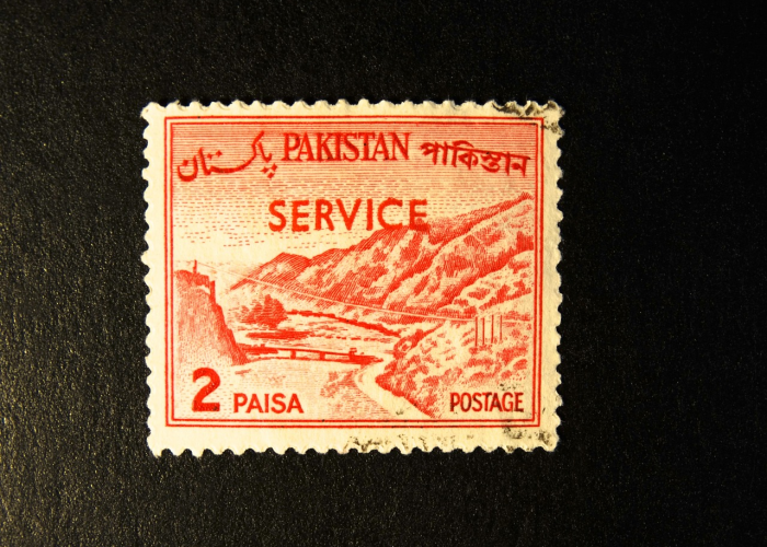 威高股份于2月6日斥资63.4万港元回购12万股